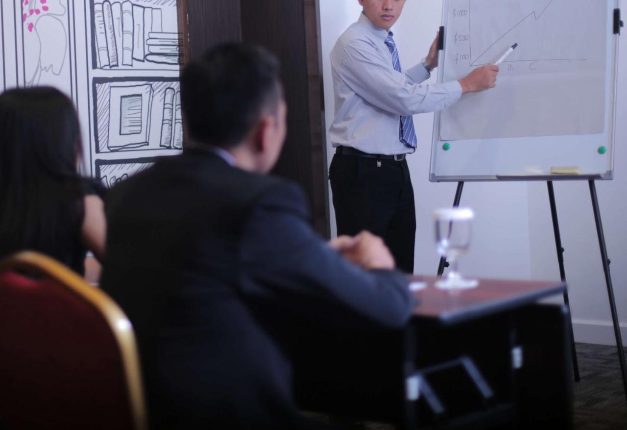 马公达法福酒店 德波 外观 照片